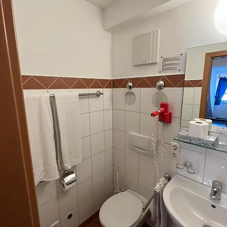 Iris- Pizzeria Ristorante La Taverna Hotel 3*