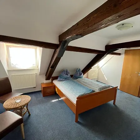 Iris- Pizzeria Ristorante La Taverna Hotel