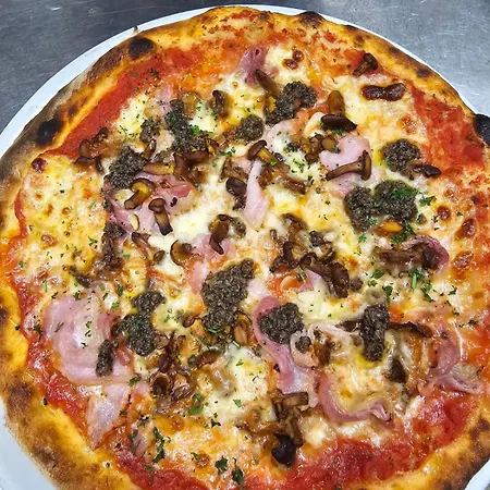 Hotel Iris- Pizzeria Ristorante La Taverna Meersburg