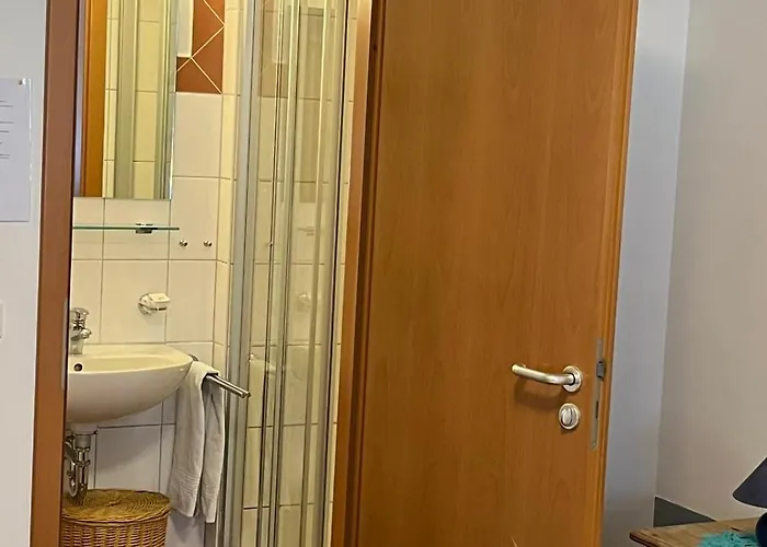 Iris- Pizzeria Ristorante La Taverna Hotel 3*