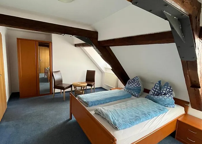 Hotel Iris- Pizzeria Ristorante La Taverna 3*