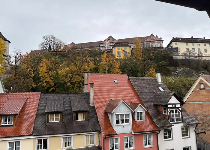 Iris- Pizzeria Ristorante La Taverna Meersburg