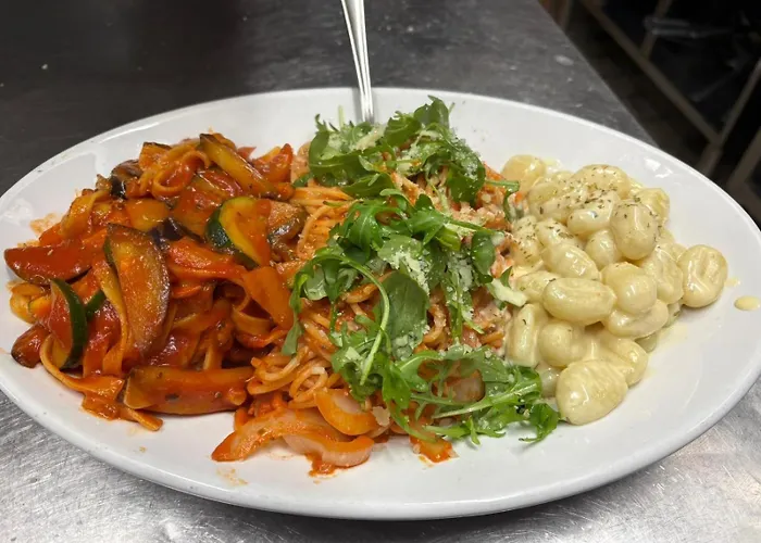 Iris- Pizzeria Ristorante La Taverna Hotel