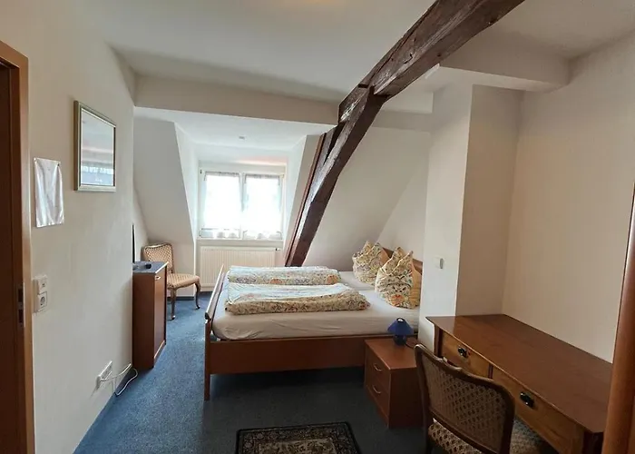 Iris- Pizzeria Ristorante La Taverna Hotel 3*